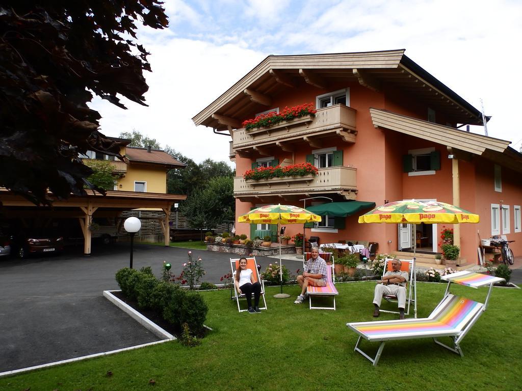 Haus Senoner Bed & Breakfast Kitzbühel Exterior foto