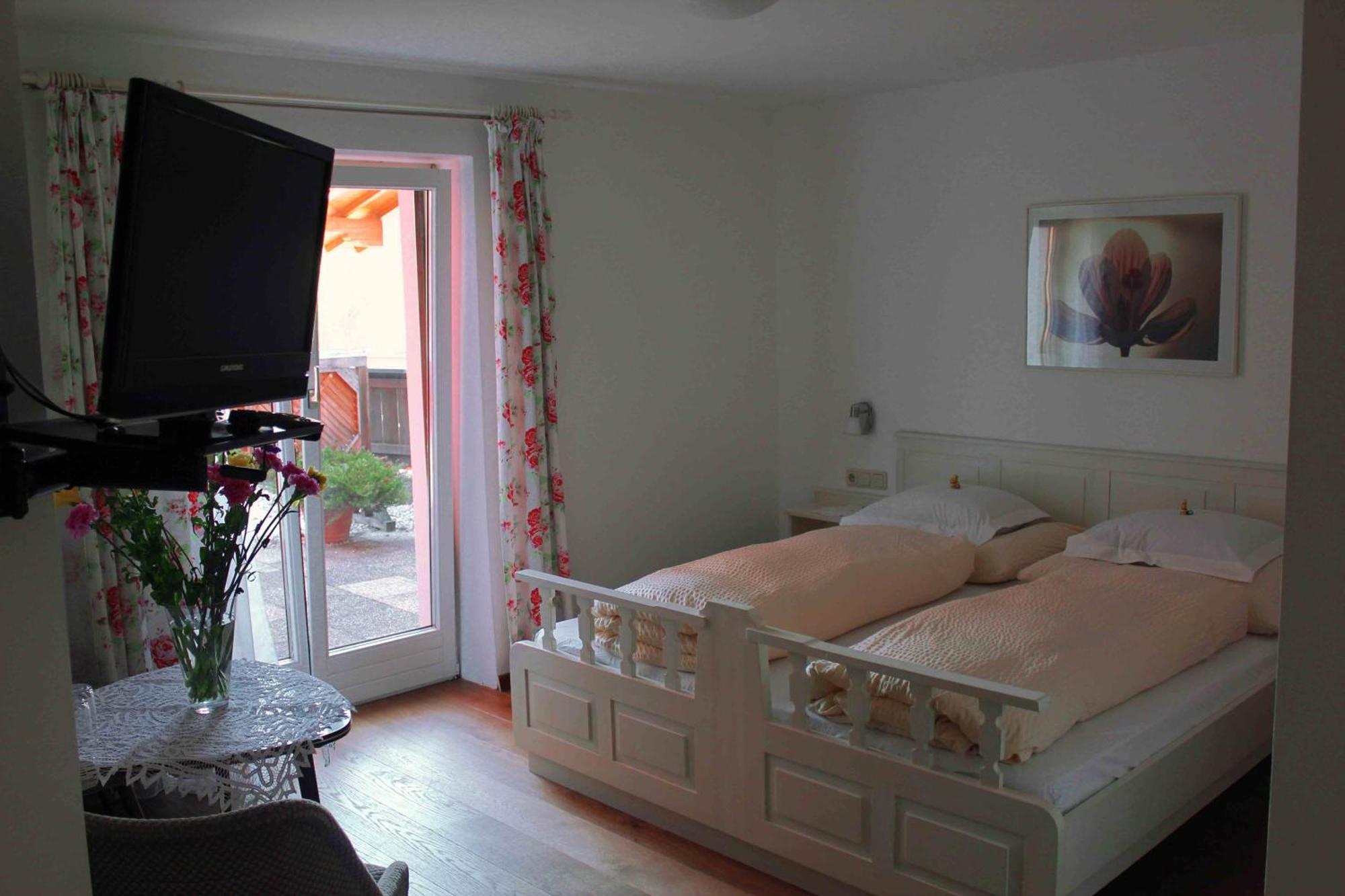 Haus Senoner Bed & Breakfast Kitzbühel Exterior foto